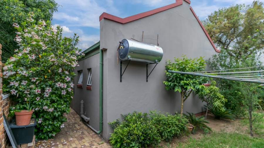 2 Bedroom Property for Sale in Halfway Gardens Gauteng