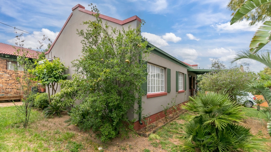 2 Bedroom Property for Sale in Halfway Gardens Gauteng