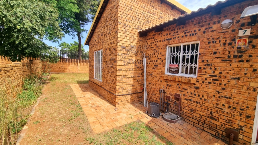 3 Bedroom Property for Sale in Noordwyk Gauteng