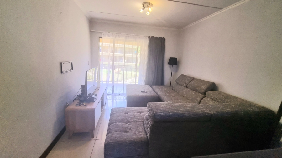 1 Bedroom Property for Sale in Halfway Gardens Gauteng