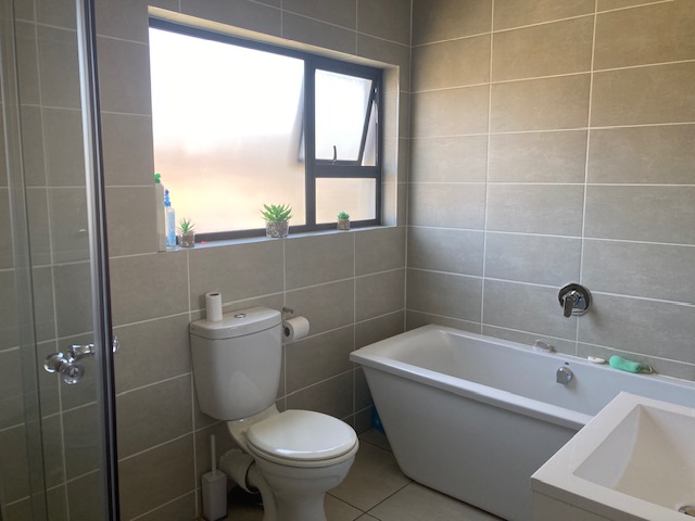 2 Bedroom Property for Sale in Linbro Park Gauteng