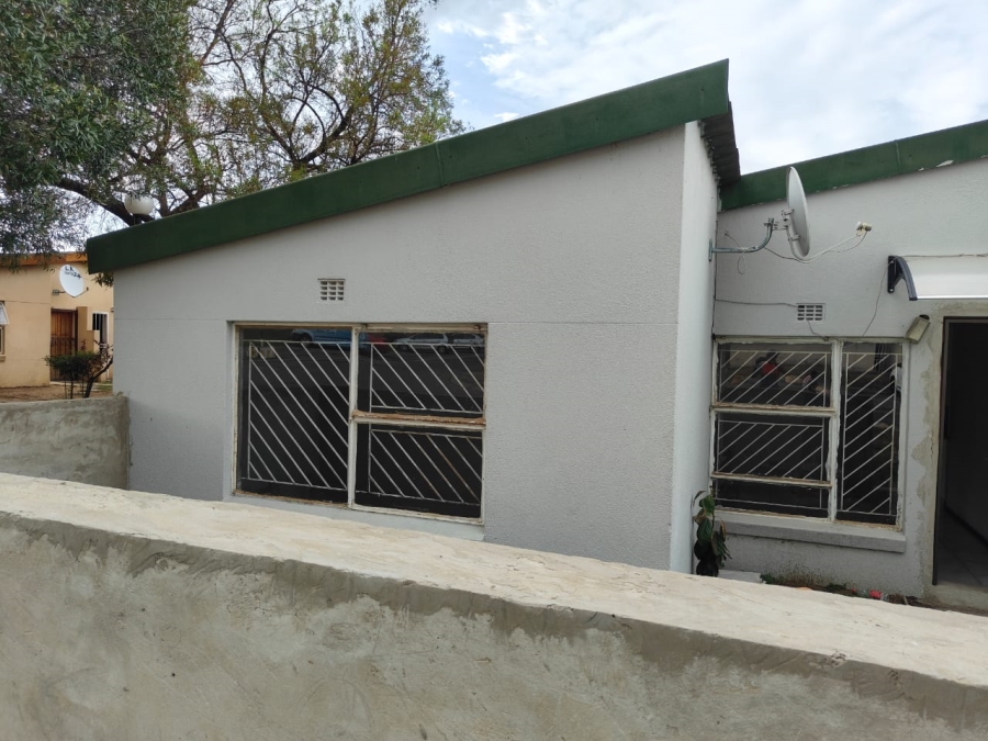 To Let 3 Bedroom Property for Rent in Bloubosrand Gauteng