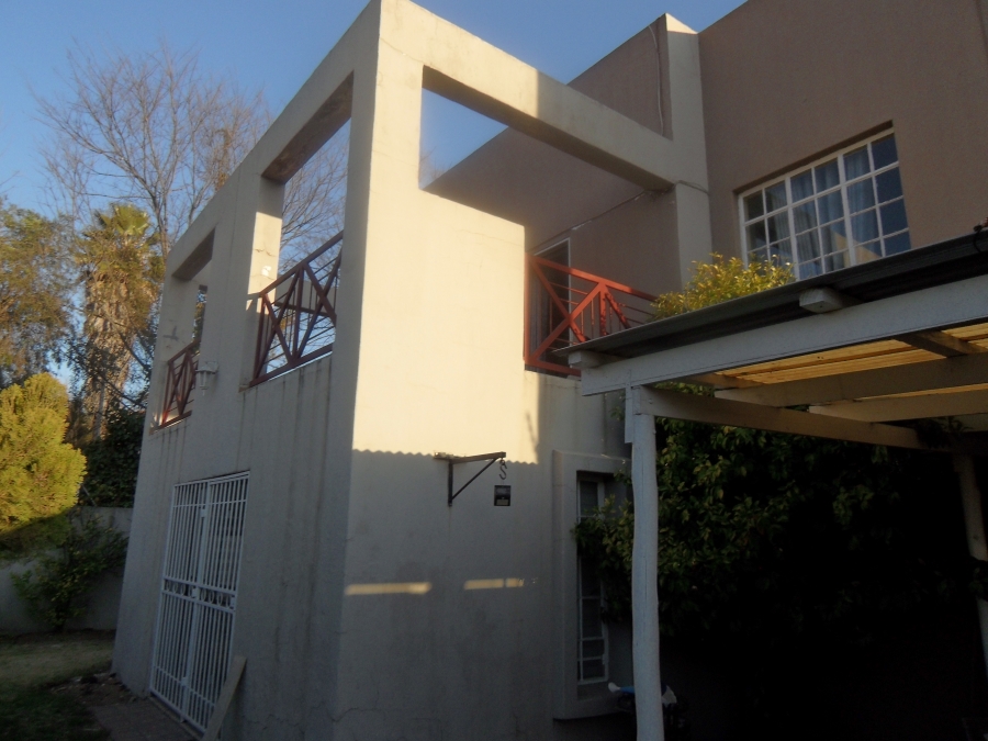 3 Bedroom Property for Sale in Corlett Gardens Gauteng