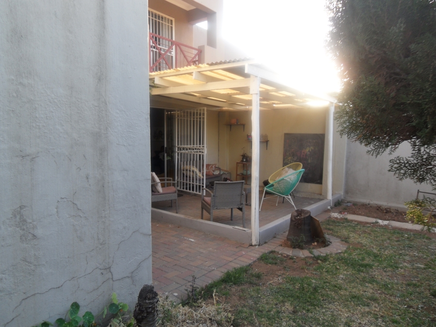 3 Bedroom Property for Sale in Corlett Gardens Gauteng