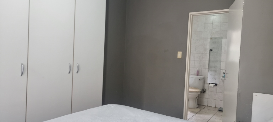 2 Bedroom Property for Sale in North Riding Gauteng