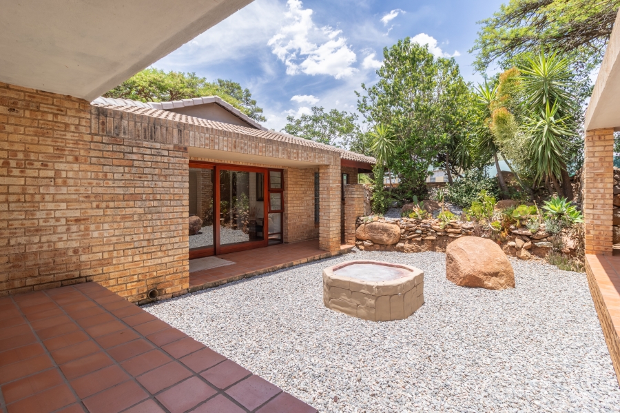 3 Bedroom Property for Sale in Poortview Gauteng