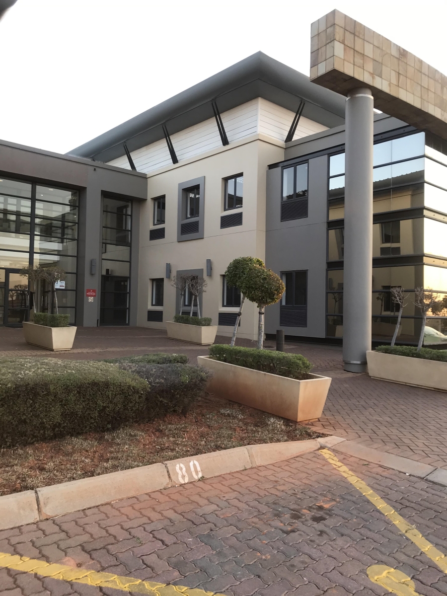 To Let commercial Property for Rent in Strubensvallei Gauteng