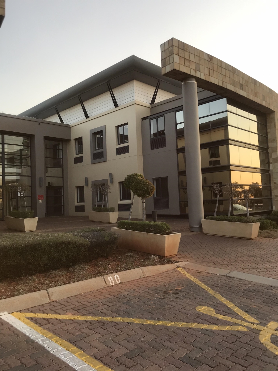 To Let commercial Property for Rent in Strubensvallei Gauteng