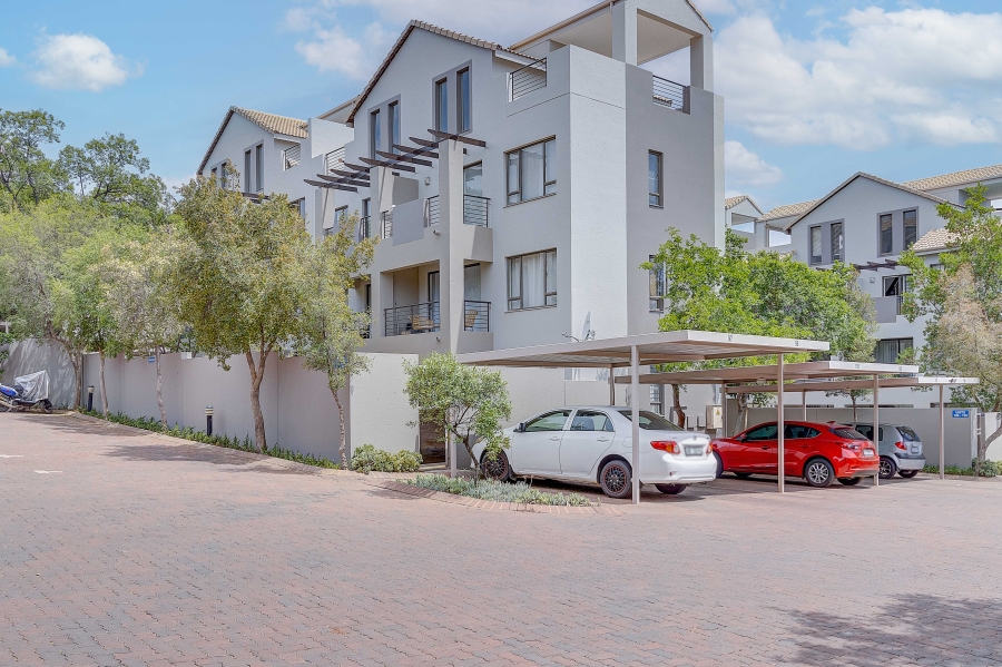 1 Bedroom Property for Sale in Bryanston Gauteng