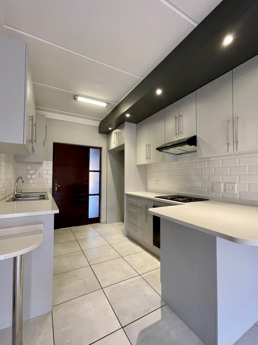 To Let 2 Bedroom Property for Rent in Eveleigh Gauteng