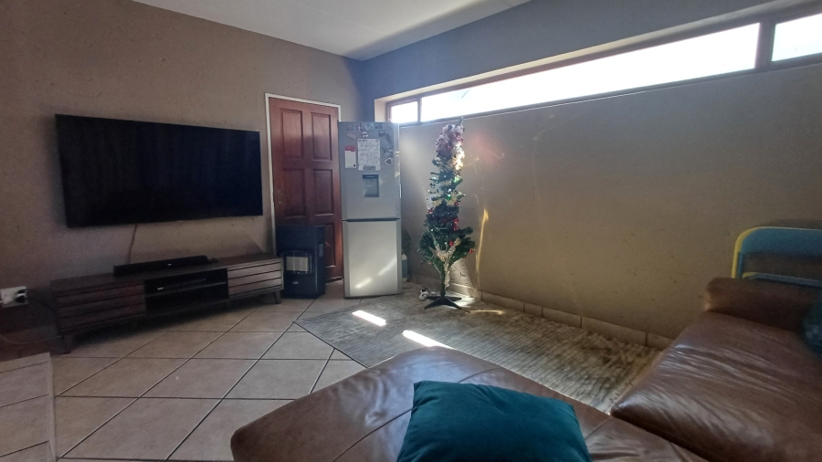 To Let 3 Bedroom Property for Rent in Sunninghill Gauteng