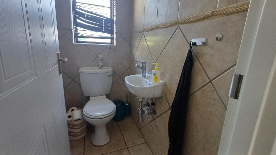 To Let 3 Bedroom Property for Rent in Sunninghill Gauteng