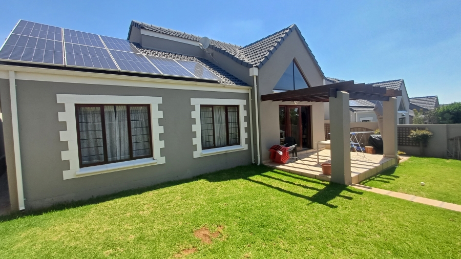 To Let 3 Bedroom Property for Rent in Sunninghill Gauteng