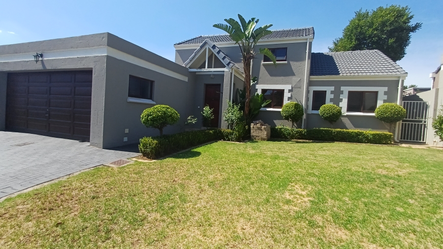 To Let 3 Bedroom Property for Rent in Sunninghill Gauteng