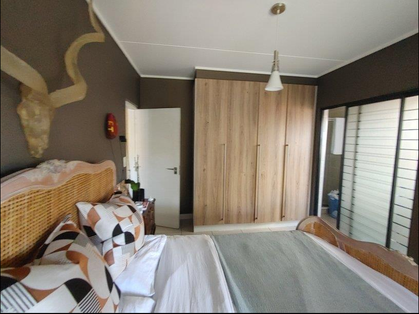 To Let 3 Bedroom Property for Rent in Linbro Park Gauteng