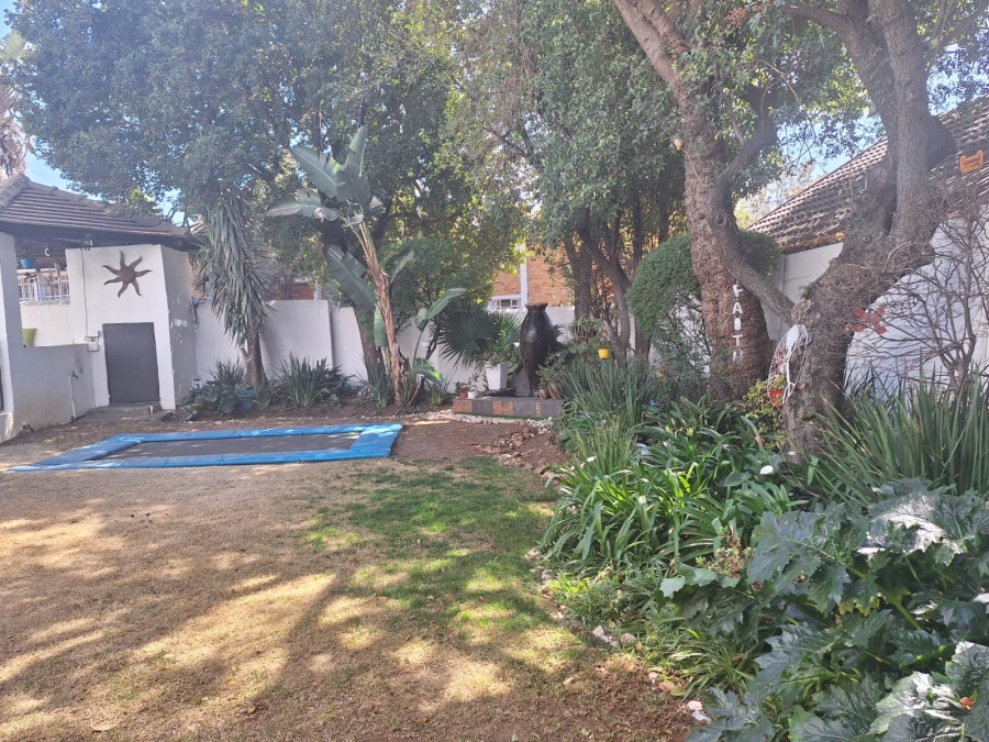 To Let 5 Bedroom Property for Rent in Eden Glen Gauteng