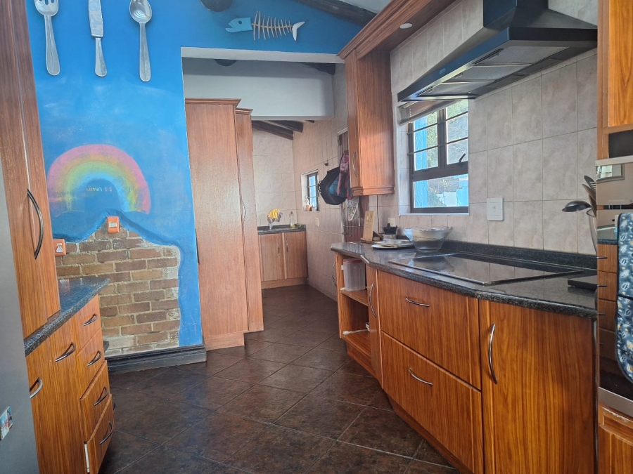 To Let 5 Bedroom Property for Rent in Eden Glen Gauteng