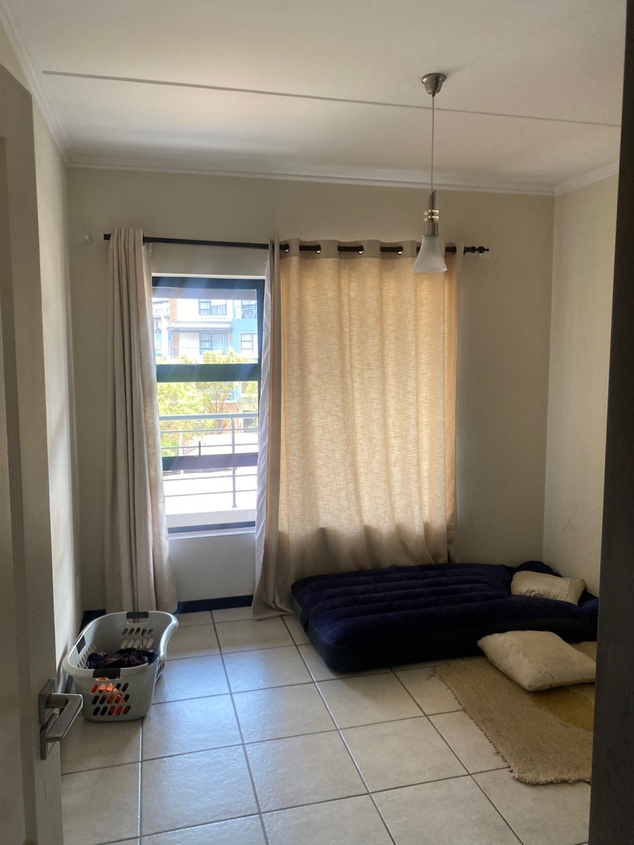 To Let 2 Bedroom Property for Rent in Greenstone Gate Gauteng