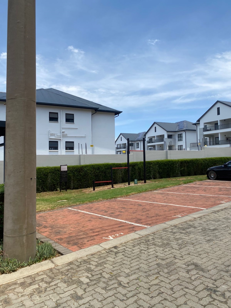 To Let 2 Bedroom Property for Rent in Greenstone Gate Gauteng