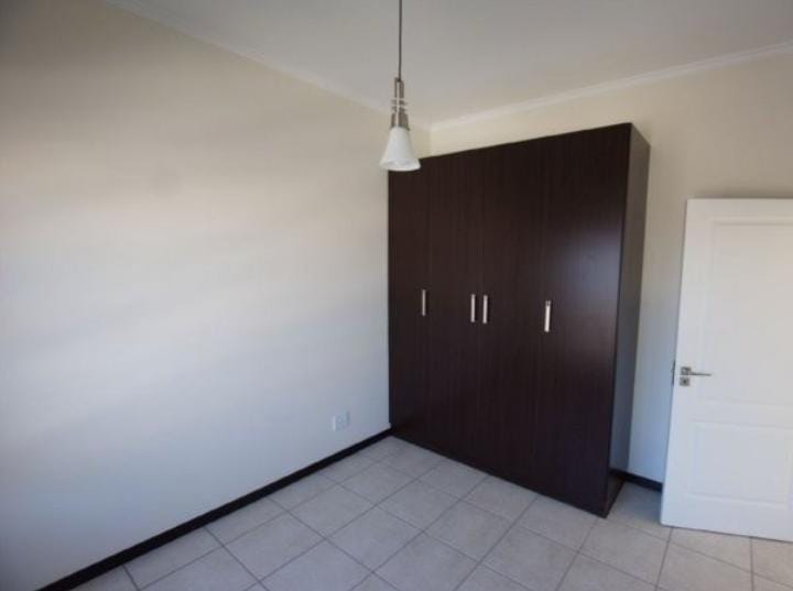 To Let 2 Bedroom Property for Rent in Greenstone Gate Gauteng