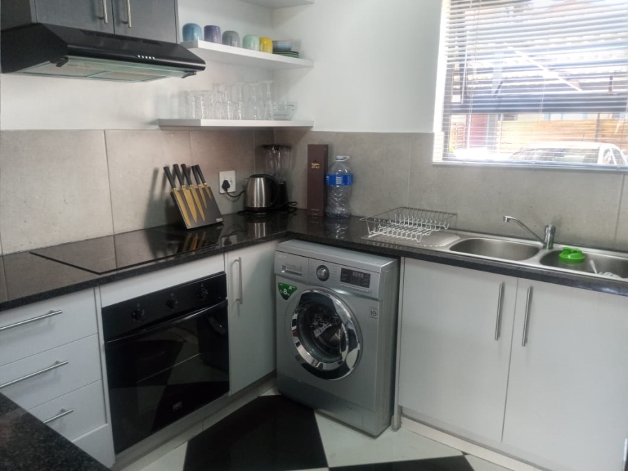 To Let 2 Bedroom Property for Rent in Terenure Gauteng