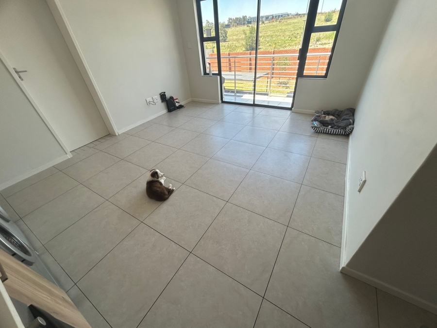 To Let 1 Bedroom Property for Rent in Modderfontein Gauteng