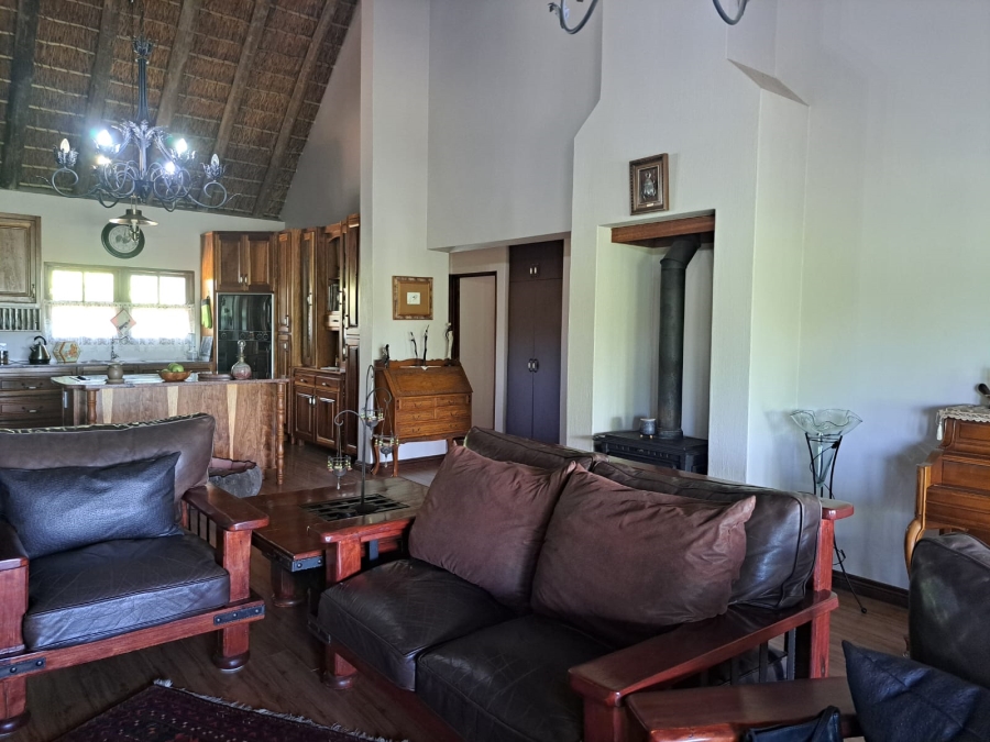 5 Bedroom Property for Sale in Letamo Game Farm Gauteng