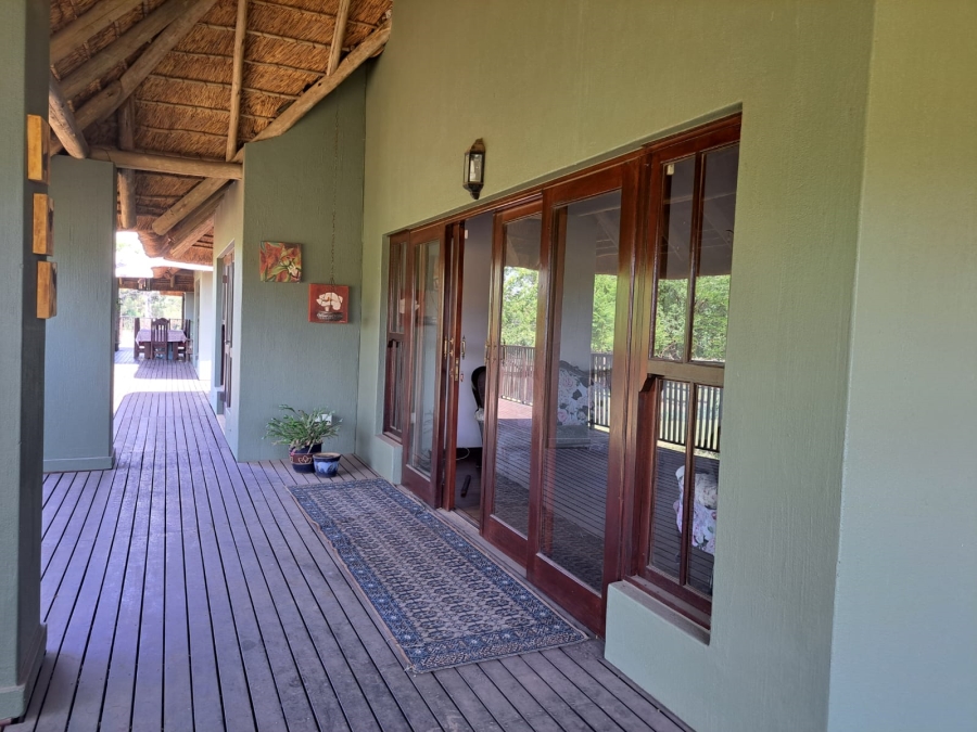 5 Bedroom Property for Sale in Letamo Game Farm Gauteng