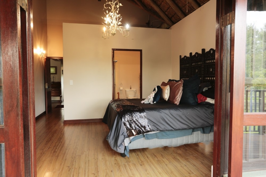 5 Bedroom Property for Sale in Letamo Game Farm Gauteng