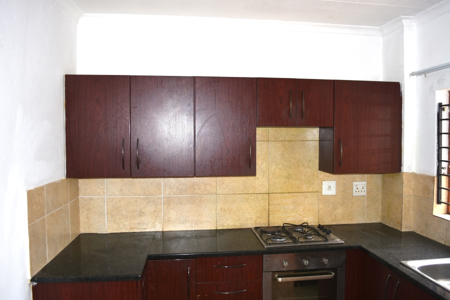 2 Bedroom Property for Sale in Hesteapark Gauteng