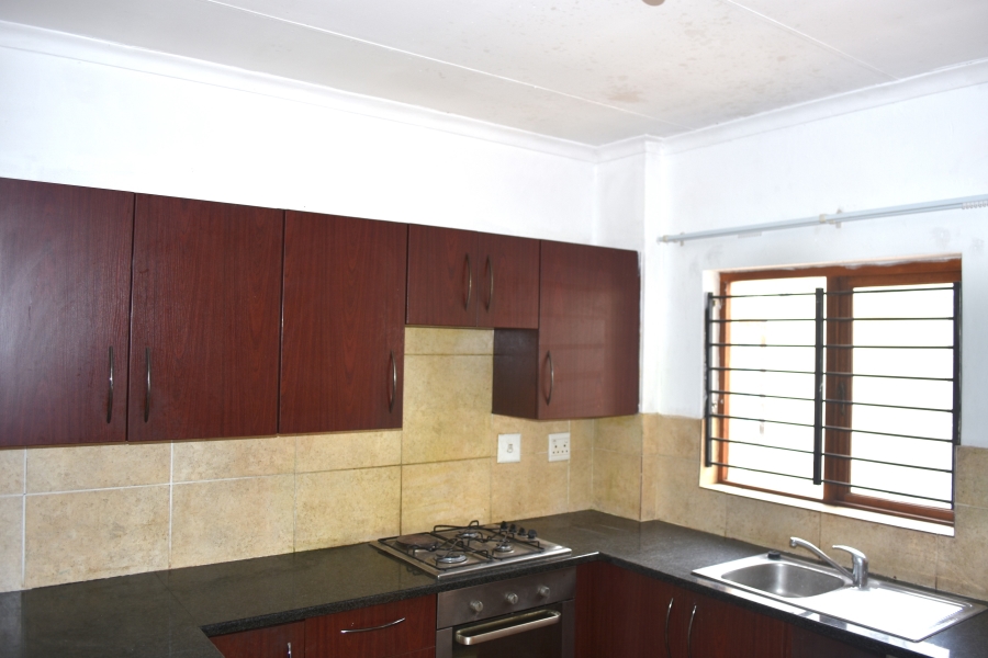 2 Bedroom Property for Sale in Hesteapark Gauteng