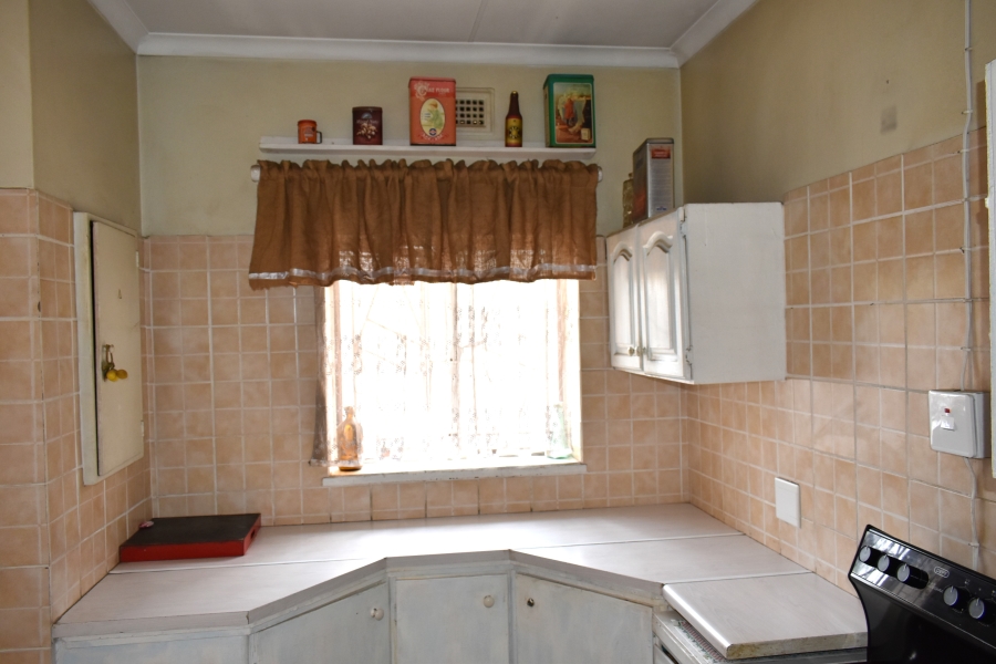 6 Bedroom Property for Sale in Proclamation Hill Gauteng