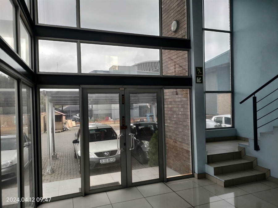 To Let commercial Property for Rent in North Riding Gauteng