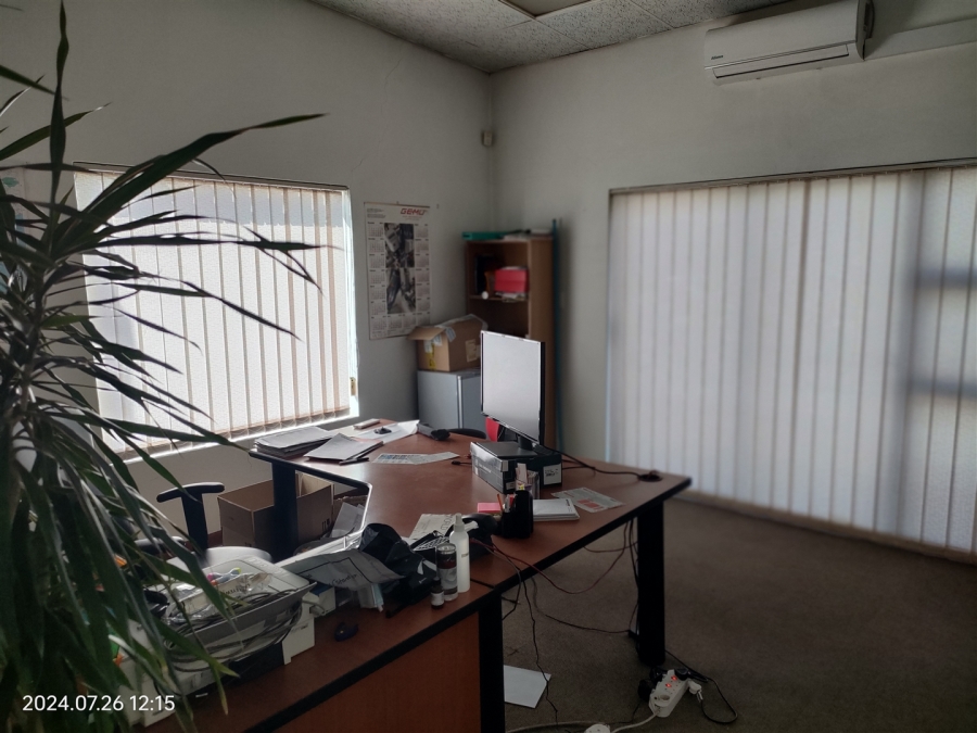 To Let commercial Property for Rent in North Riding Gauteng