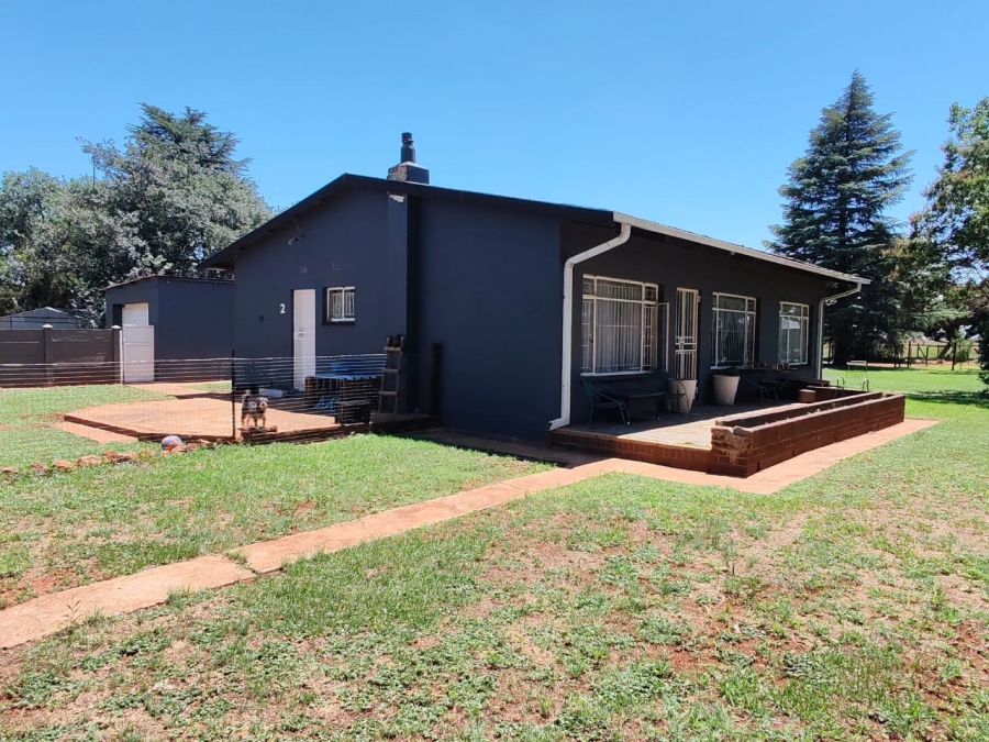 18 Bedroom Property for Sale in Tarlton Gauteng