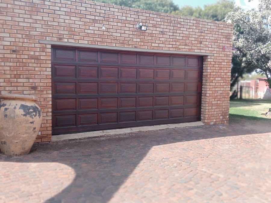 To Let 3 Bedroom Property for Rent in Beckedan Gauteng