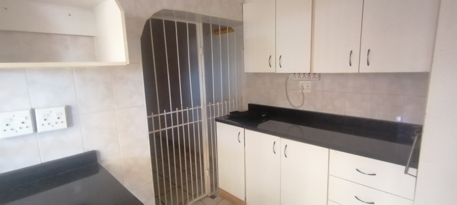 To Let 2 Bedroom Property for Rent in Rant En Dal Gauteng