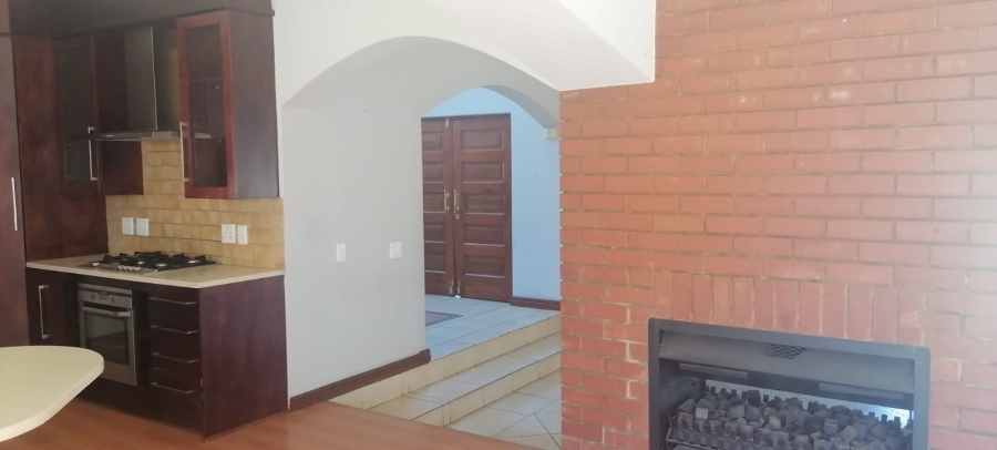 To Let 3 Bedroom Property for Rent in Radiokop Gauteng