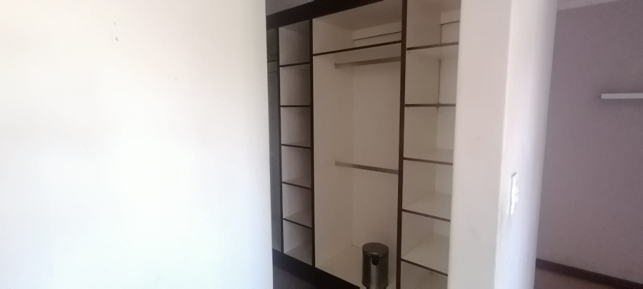 To Let 3 Bedroom Property for Rent in Radiokop Gauteng