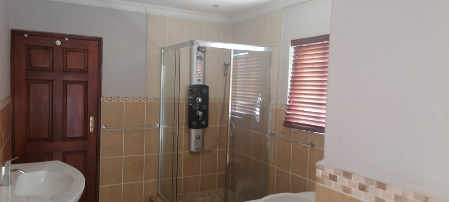 To Let 3 Bedroom Property for Rent in Radiokop Gauteng