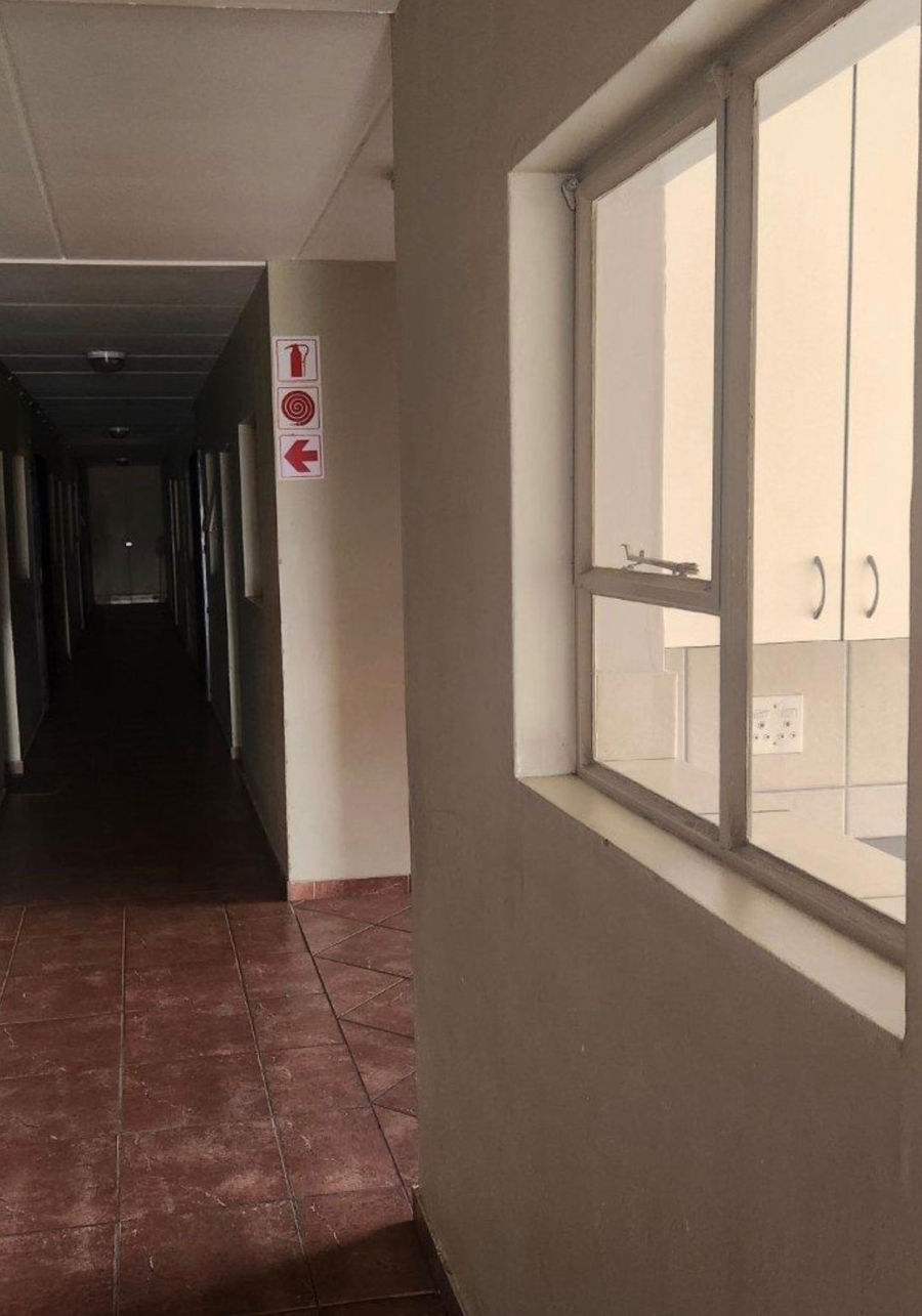 To Let 1 Bedroom Property for Rent in Vanderbijlpark CW 5 Gauteng