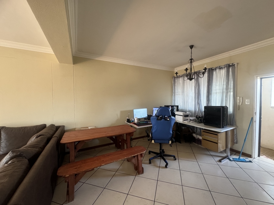 To Let 3 Bedroom Property for Rent in Lambton Gauteng