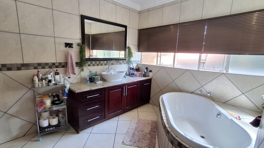 3 Bedroom Property for Sale in Wonderboom Gauteng