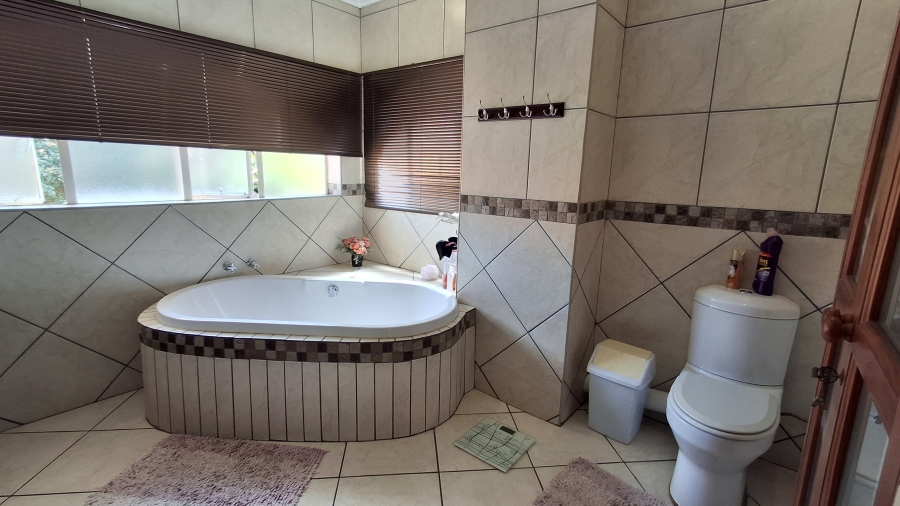 3 Bedroom Property for Sale in Wonderboom Gauteng