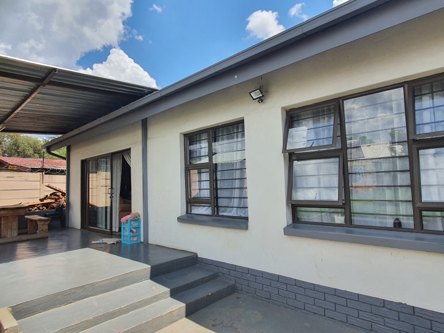 5 Bedroom Property for Sale in Silverton Gauteng