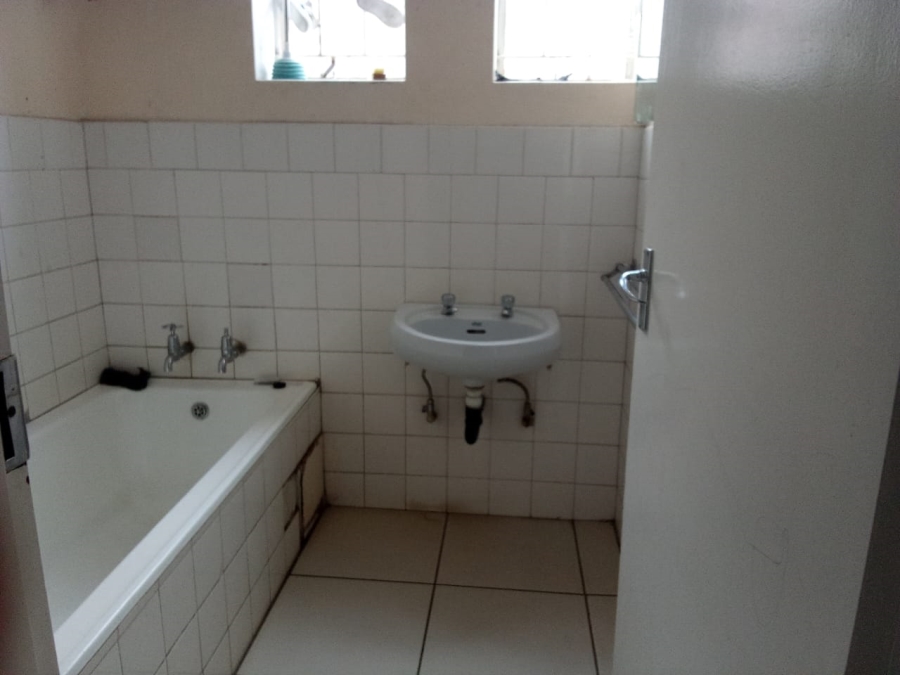 3 Bedroom Property for Sale in Sunnyside Gauteng