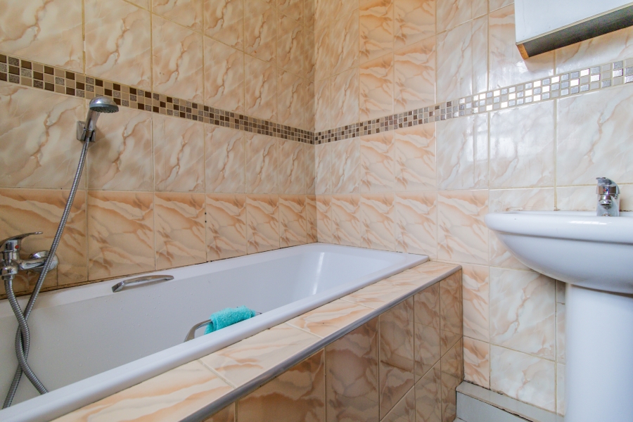 3 Bedroom Property for Sale in Protea Glen Gauteng