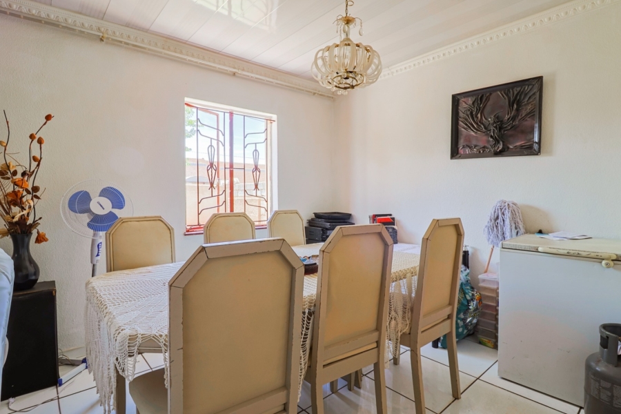 3 Bedroom Property for Sale in Protea North Gauteng