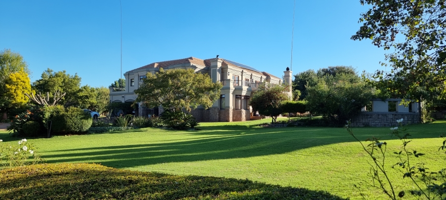 7 Bedroom Property for Sale in Cornwall Hill Gauteng