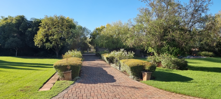 7 Bedroom Property for Sale in Cornwall Hill Gauteng